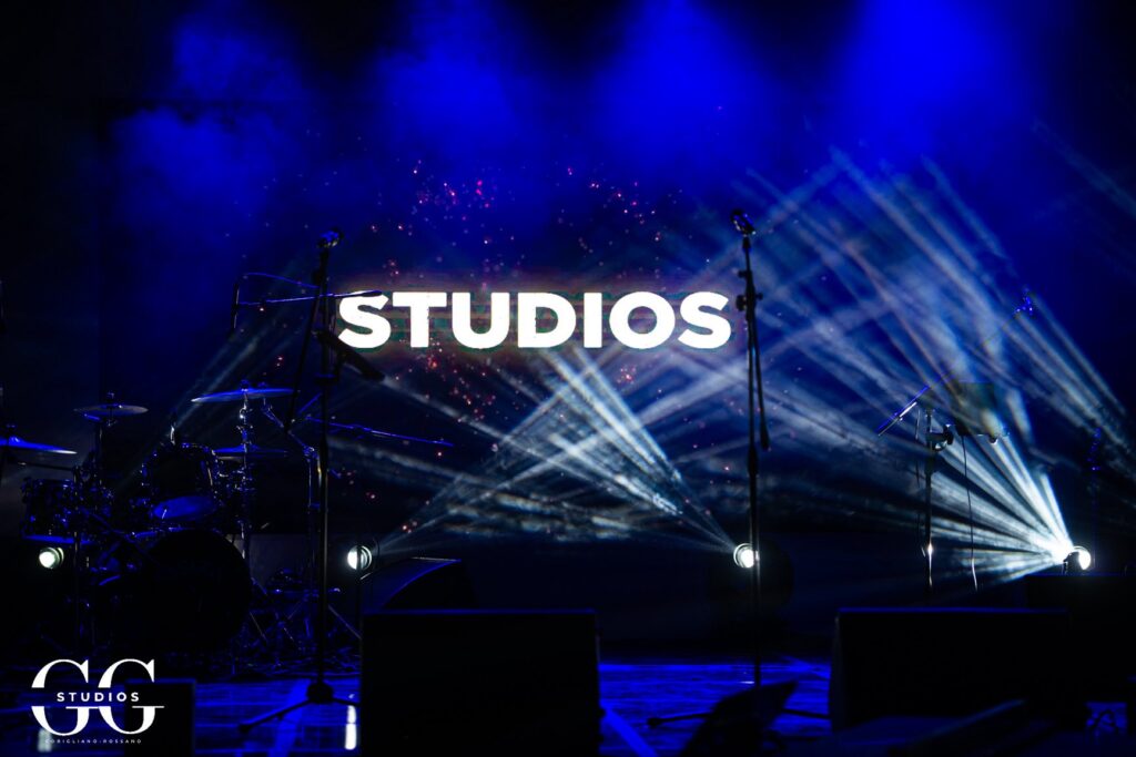 597434168_10233131390328110_651581136063341385_n